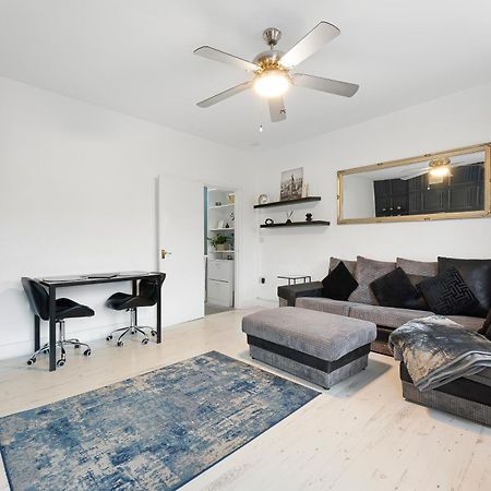 Spacious One Bedroom Private Flat In Brixton +Wifi Londres Extérieur photo