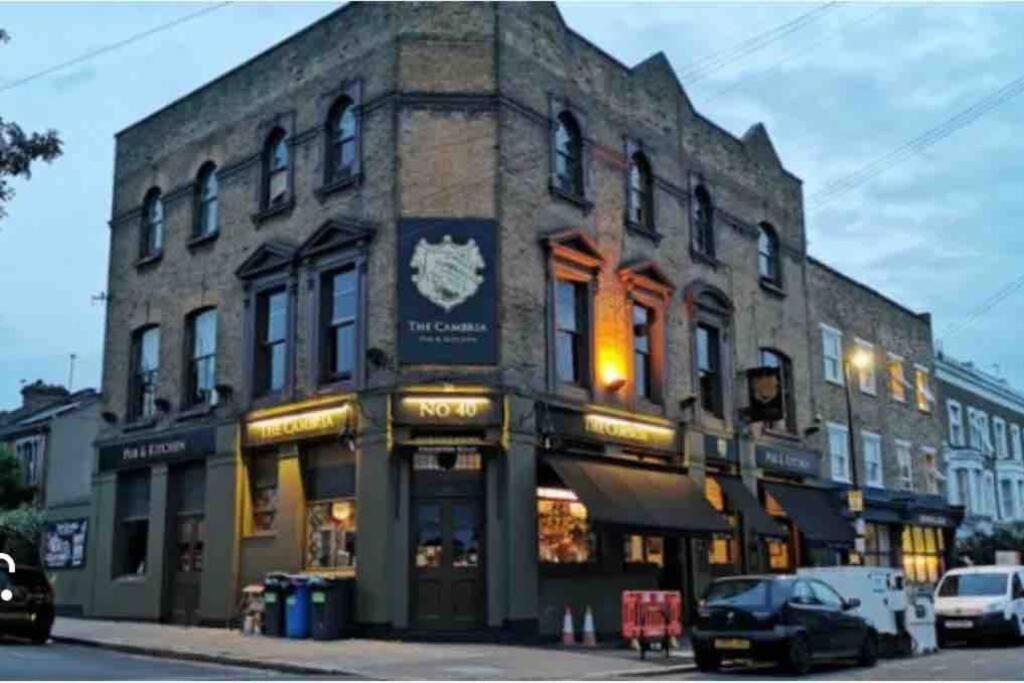 Spacious One Bedroom Private Flat In Brixton +Wifi Londres Extérieur photo